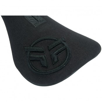 SELLE FEDERAL SLIM PIVOTAL LOGO BLACK RAISED STITCHING BLACK