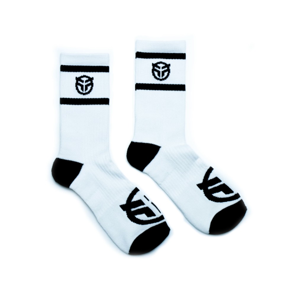 CHAUSSETTES FEDERAL LOGO WHITE W/ BLACK LOGO