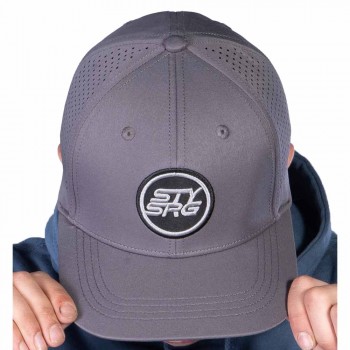 STAY STRONG ICON PERF SNAPBACK CAP GREY
