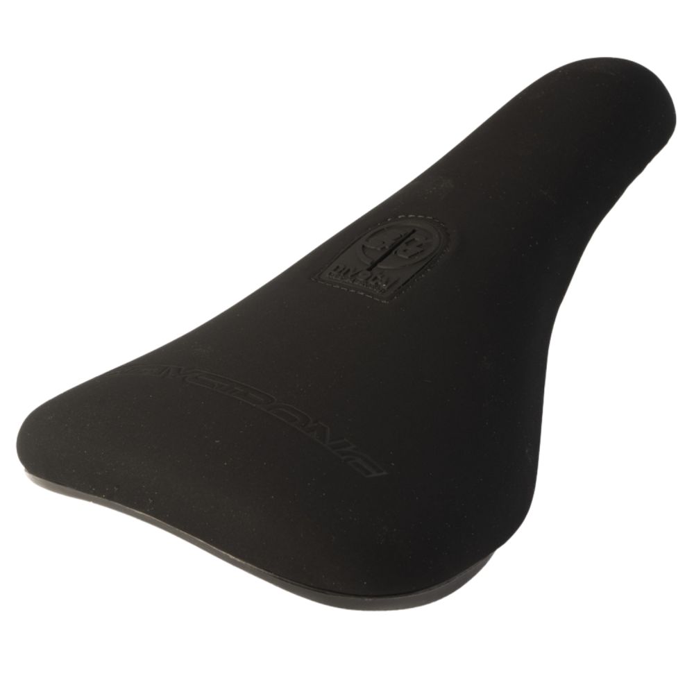 Selle Stay Strong Cutt Off Slim Pivotal Black